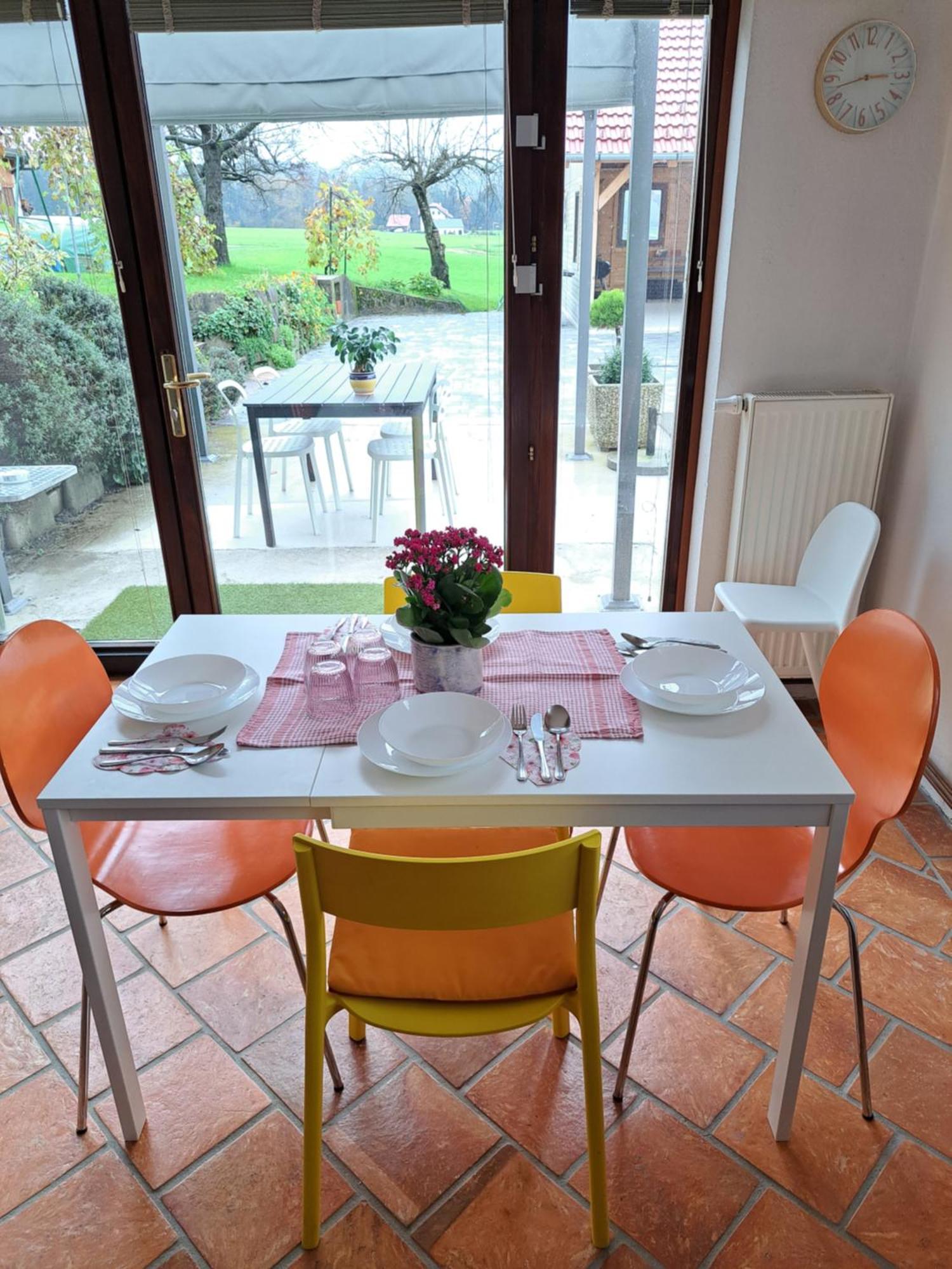 Lukovica pri Domžalah Apartments Bukor With Seasonal Pool מראה חיצוני תמונה